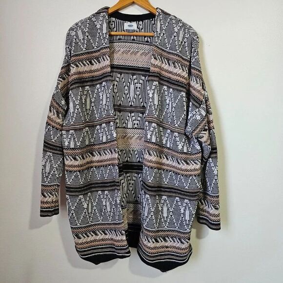 Old Navy Sweaters - EUC OLD NAVY TRIBAL PATTERN OPEN LONG CARDIGAN BOHO SIZE XL